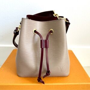 🩷SOLD🩷 Louis Vuitton NeoNoe Handbag Epi Leather BB